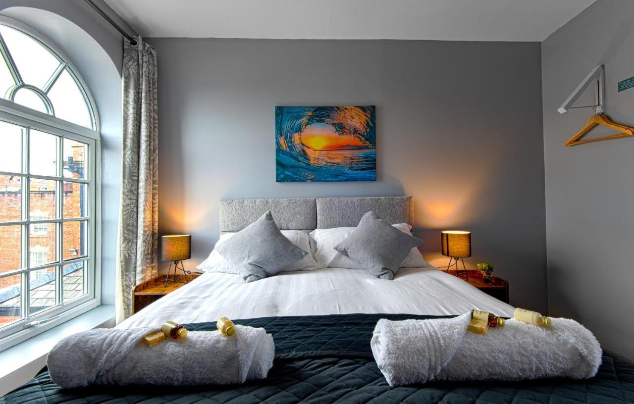 The Penthouse Gathering - Town Centre - Sleeps Up To 16 Рексем Екстер'єр фото
